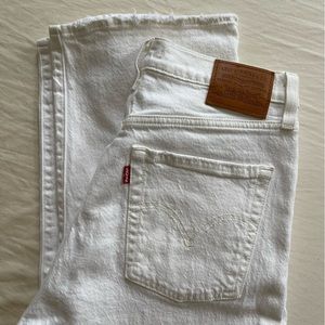 Levi’s Ribcage Straight Jeans – White